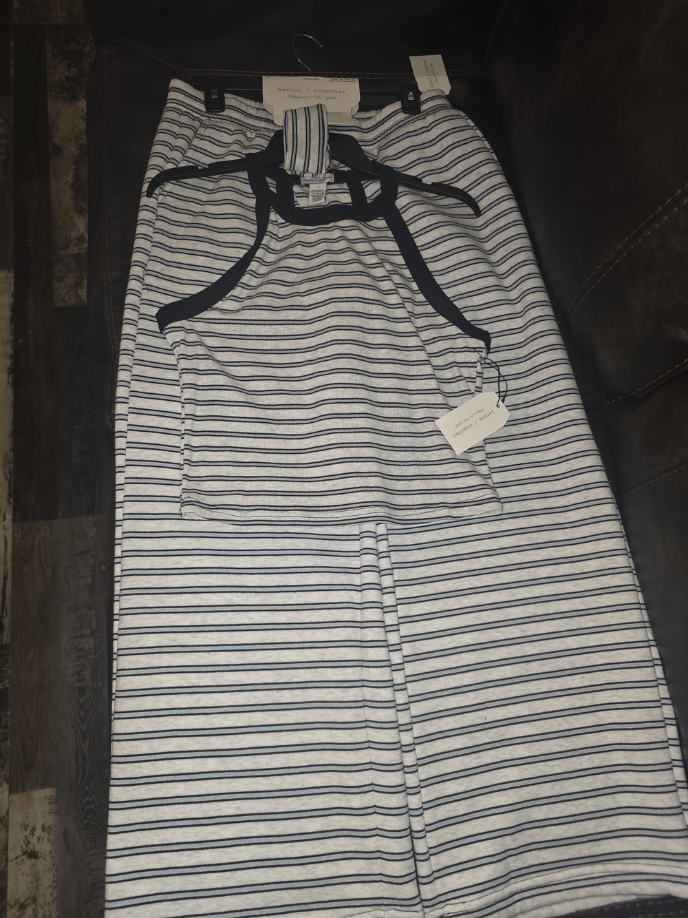 NWT Tank Top, Jogger Pants and Headband 3 - Piece Set Size Large